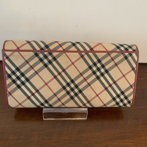 Burberry Kisslock Silver hardware Long Wallet w/ COA - Picture 2 of 8